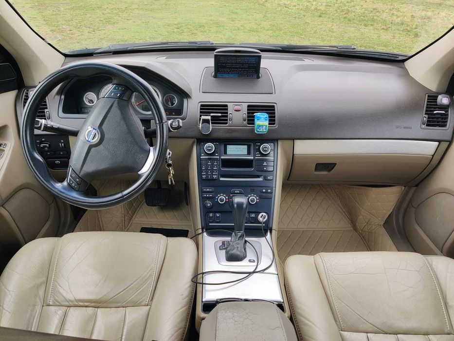 Volvo XC90 AWD 3.2 + LPG 2012r. Salon Polska