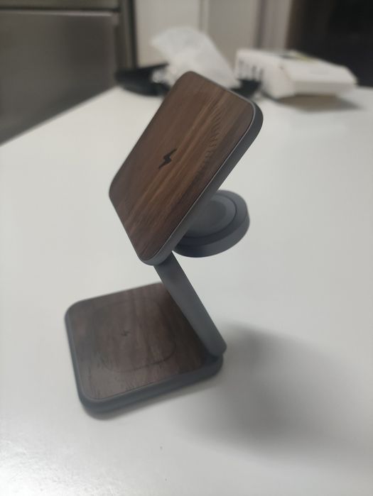 Carregandor sem fio Magnético 3 em 1 dobrável NOVO