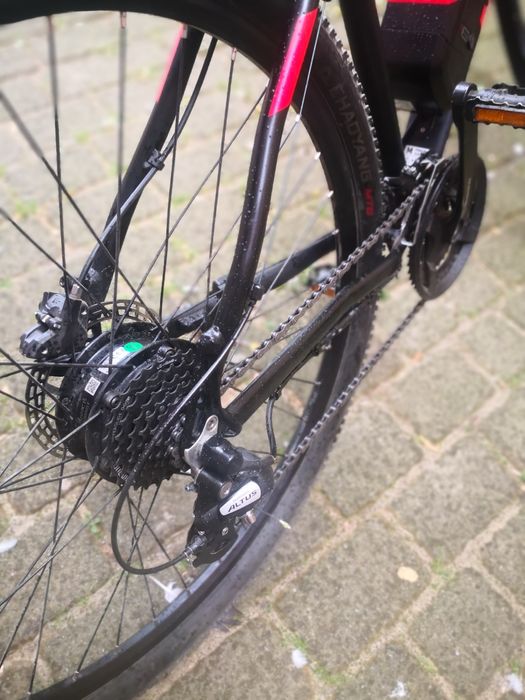 Rower Hexagon boost 1 elektryk  aku 522 stan bdb