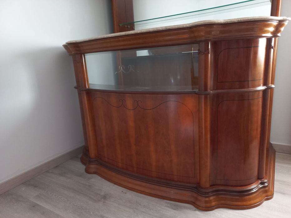 Bar de sala em cerejeira em muito bom estado