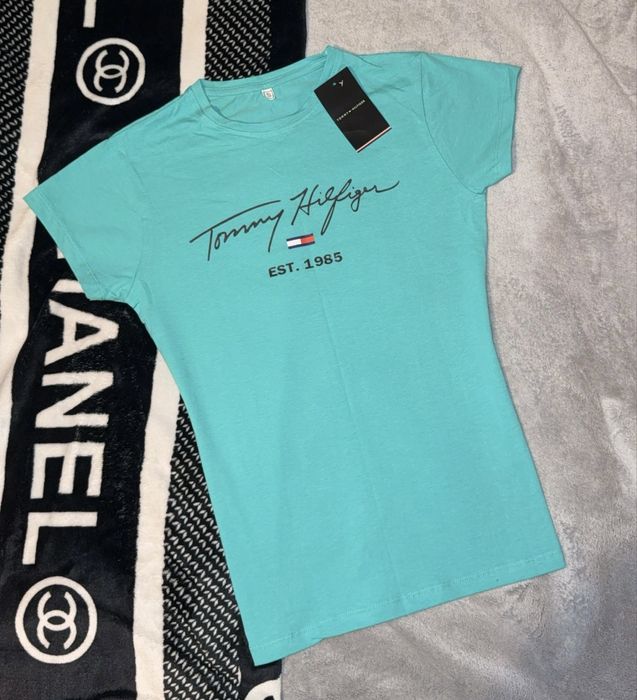 NOWA miętowa logowana koszulka tshirt