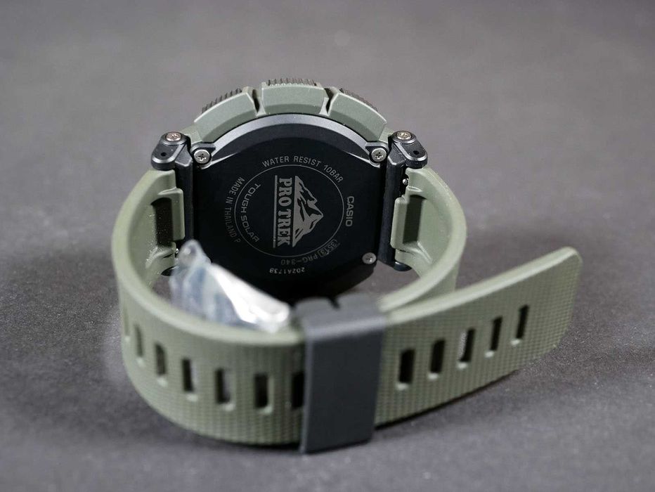 Новинка. С компасом Casio PRG-340-3CR ProTrek Green