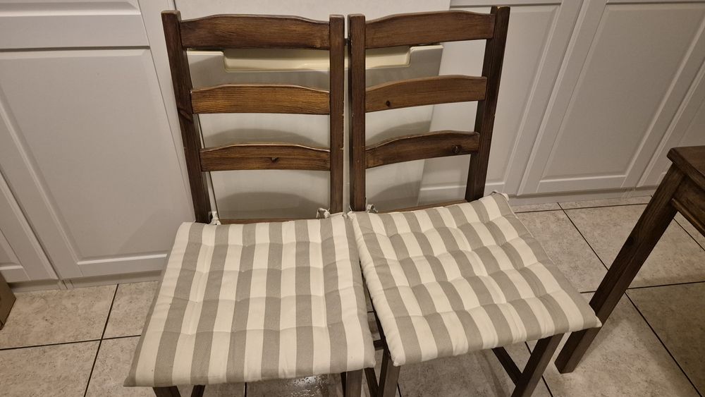 Drewniany stól i 4 krzesła Ikea Jokkmokk
