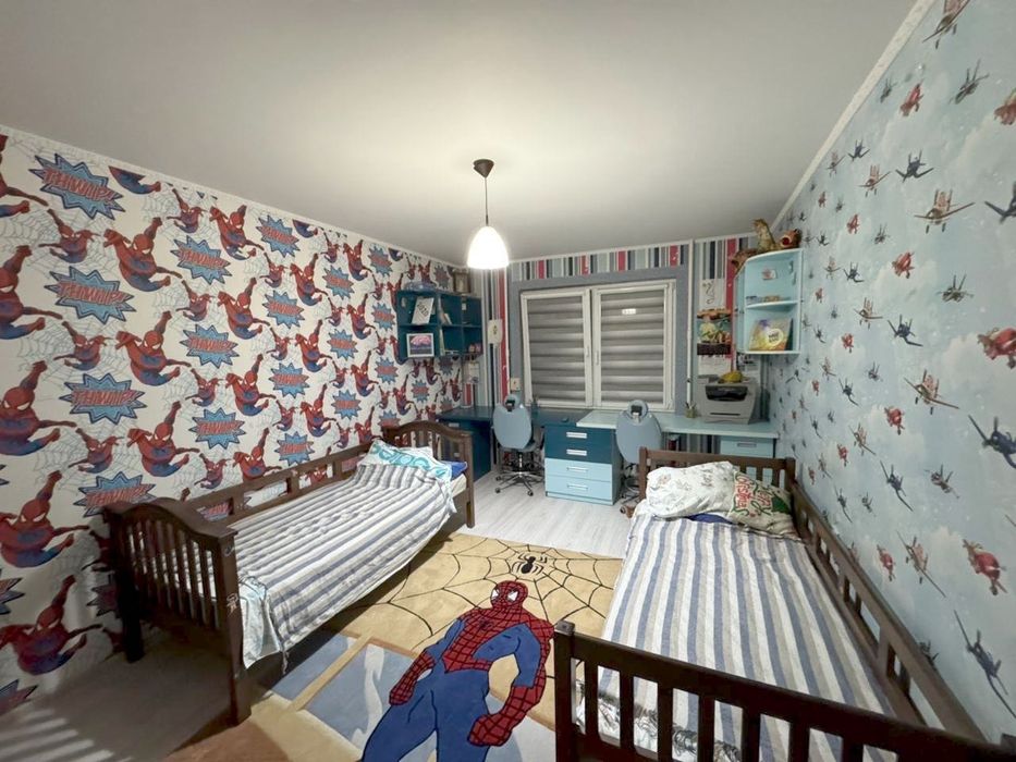 0%! Продам 3-кімн з ремонтом біля метро Позняки Григоренка 28а