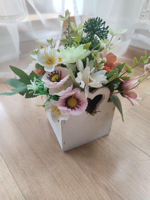 Kompozycja kwiatowa flower box