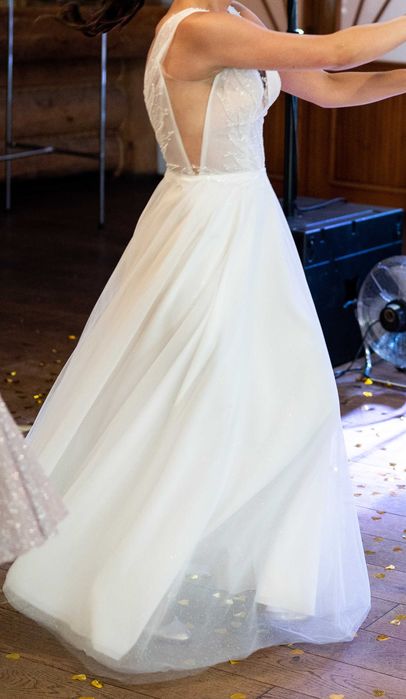 Przepiękna suknia ślubna