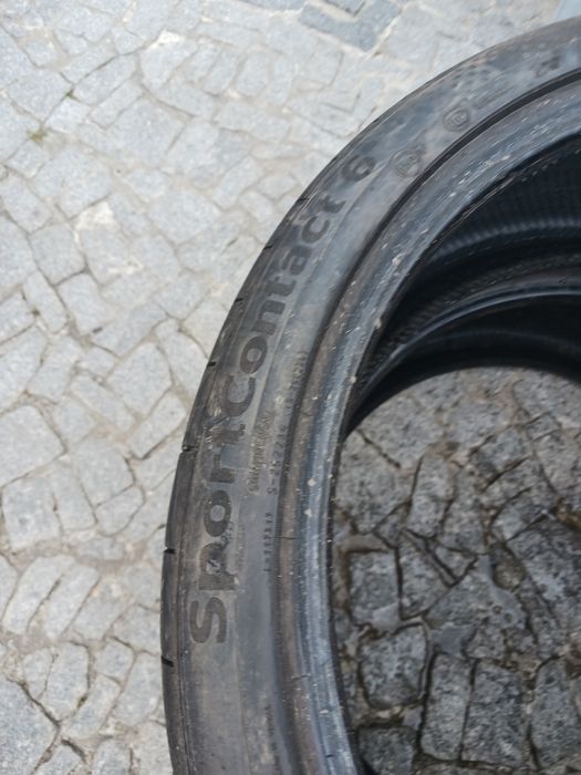 Vendo pneus semi-novos 255/35/21 Continental