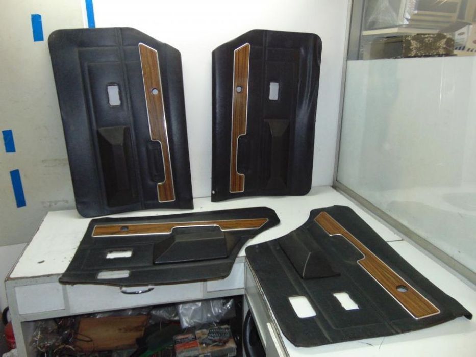 Ford Cortina MK3 4 portas quartelas