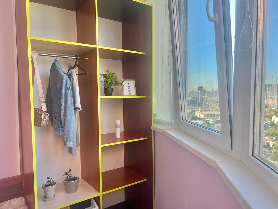 Кімната на двох біля метро Деміївська, поруч Roshen! Без комісії!