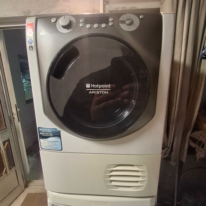 maquina de secar roupa Ariston  Holtpoint 9 kg