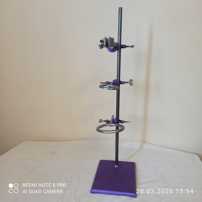 Штатив лабораторний