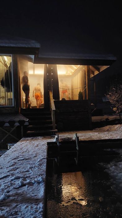 Відпочинок КАРПАТИ • Чан Джакузі Сауна Басейн • Котедж Екскурсія