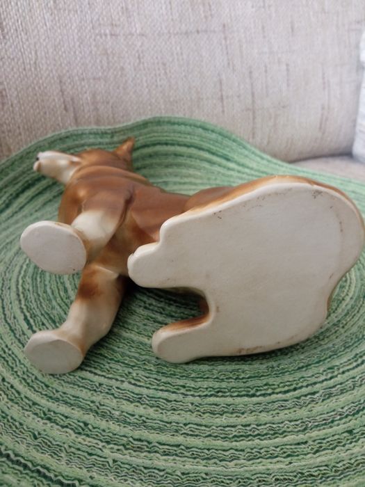 Porcelanowa figurka psa owczarka