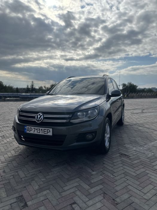 Продам авто у гарному стані Volkswagen Tiguan TSI