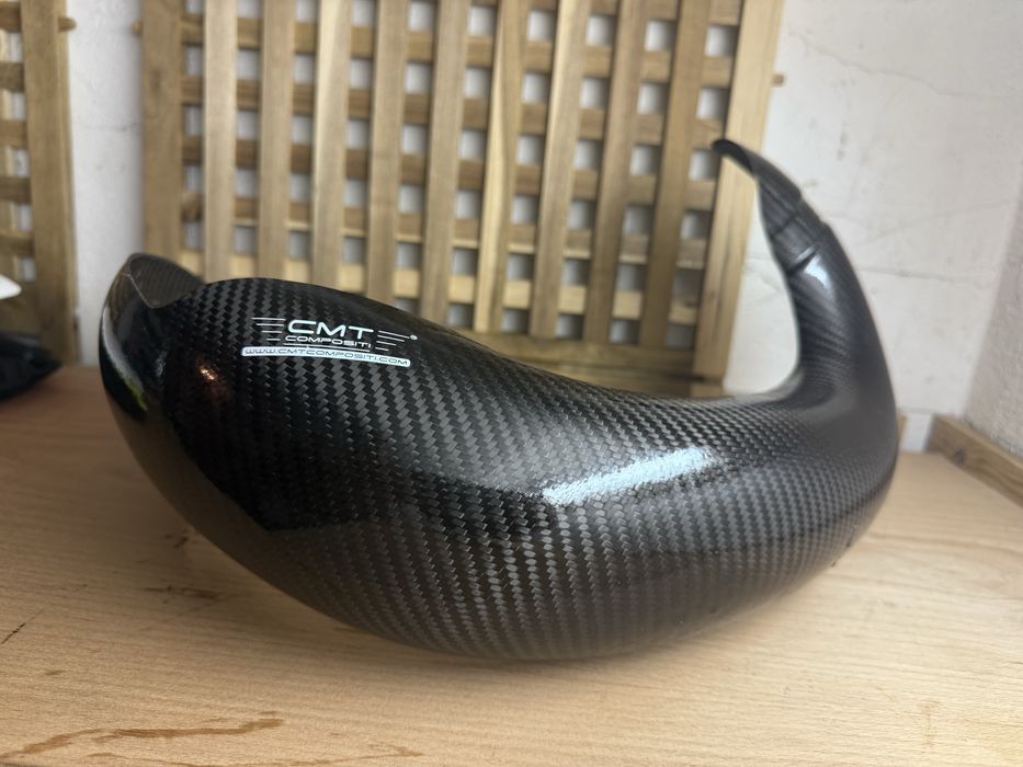 Protecao balao fibra carbono Novo 250/300motocross/enduro  2025 TBI
