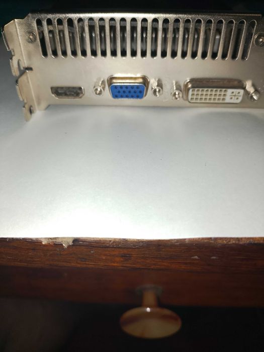 Gainward GeForce GTS 450  1гб  GDDR5 128Bit