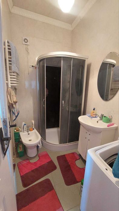 Продається гарний доглянутий будинок в с.Конюшки