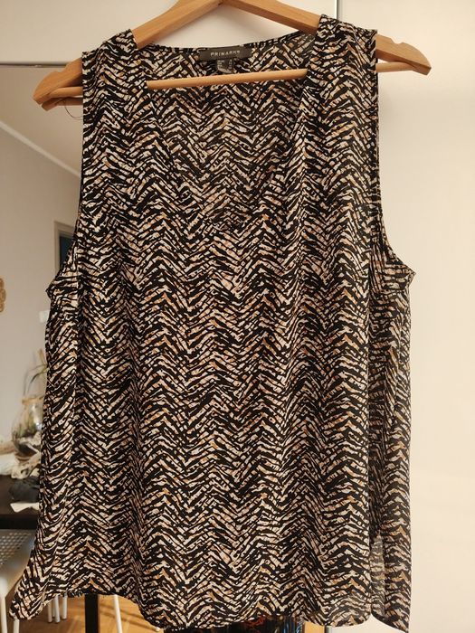 Bluzka na szerokich naramkach, Primark, 44