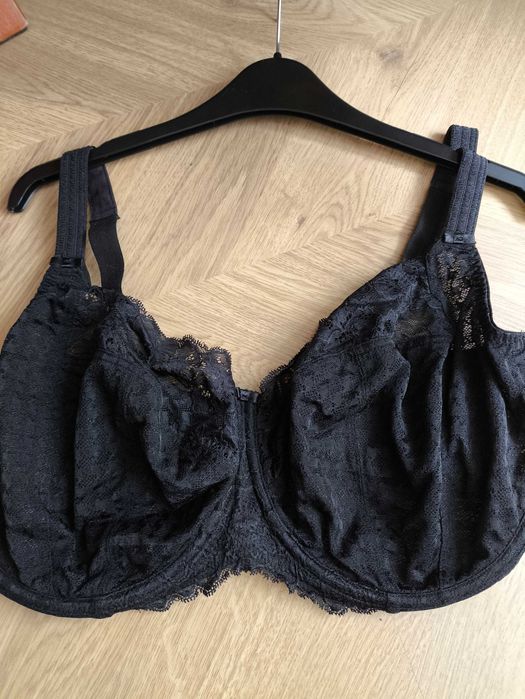 Biustonosz czarny 80 HH