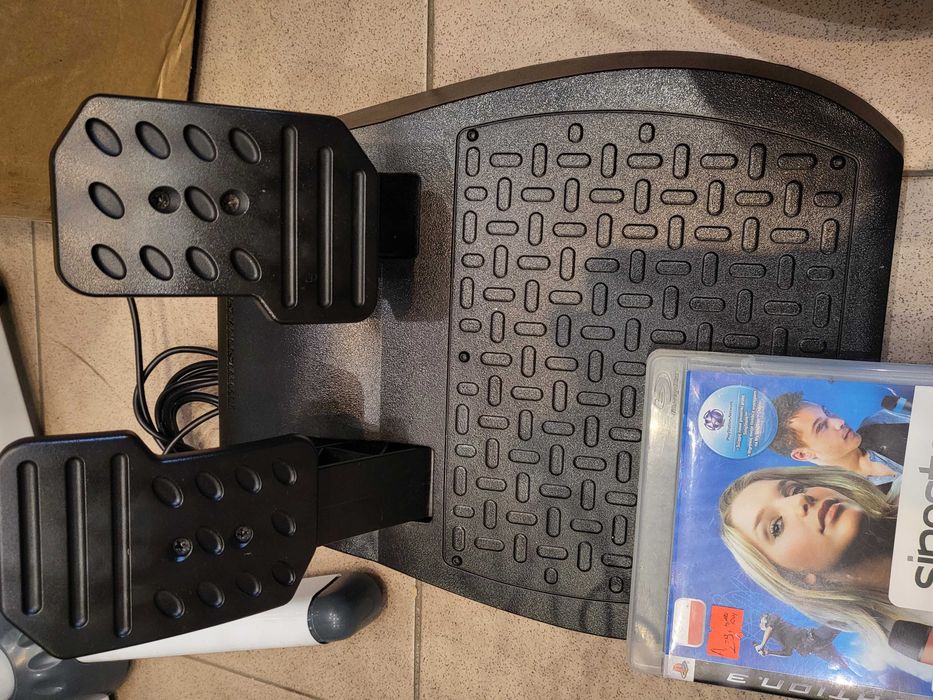 Playstation 3 slim 320gb + pad + kamerka + Gry + SUPER KIEROWNICA/ Okazja