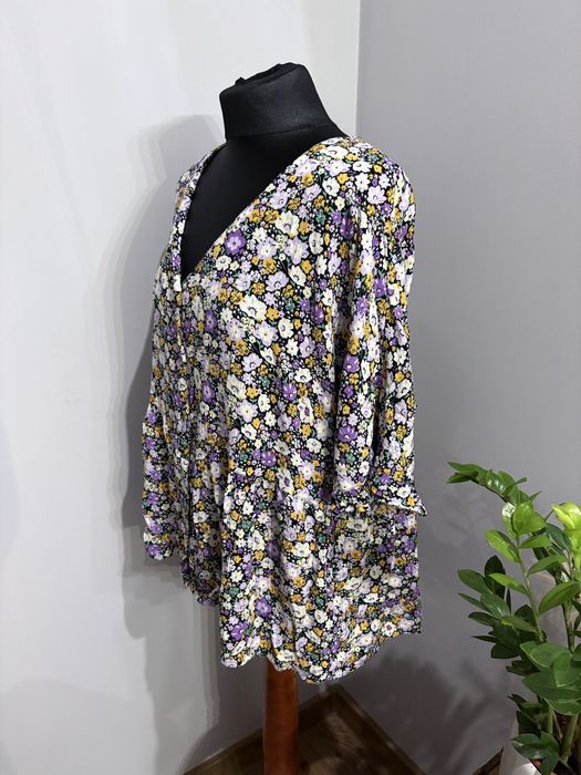 Wiosenna luźna bluzka w kwiaty dłuższy tył plus size 2XL 44