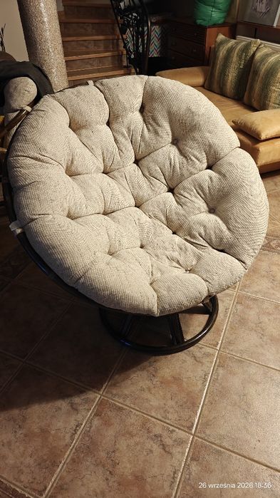 Fotel rattanowy bujano-obrotowy Papasan