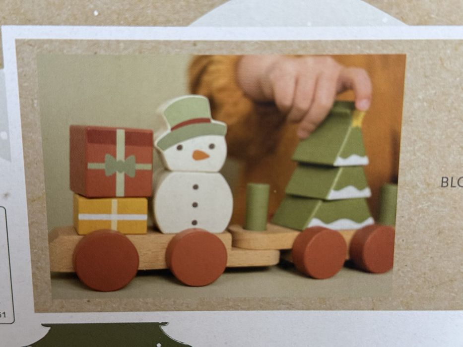 Comboio de empilhar em madeira - selado a estrear!