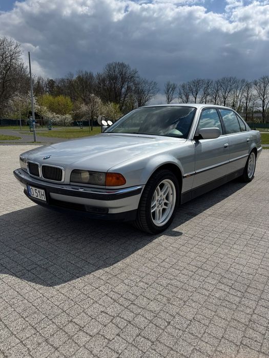 BMW Seria 7