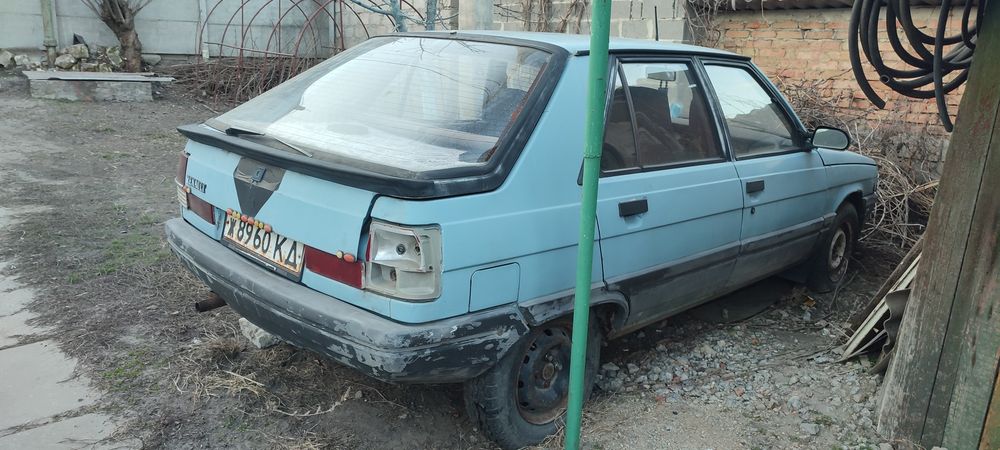 Renault 11  1.4 бензин