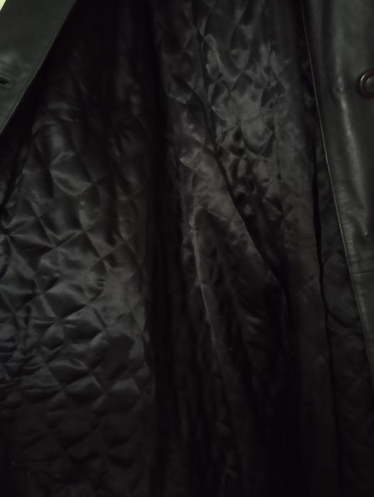 Продається пальто шкіряне жіноче