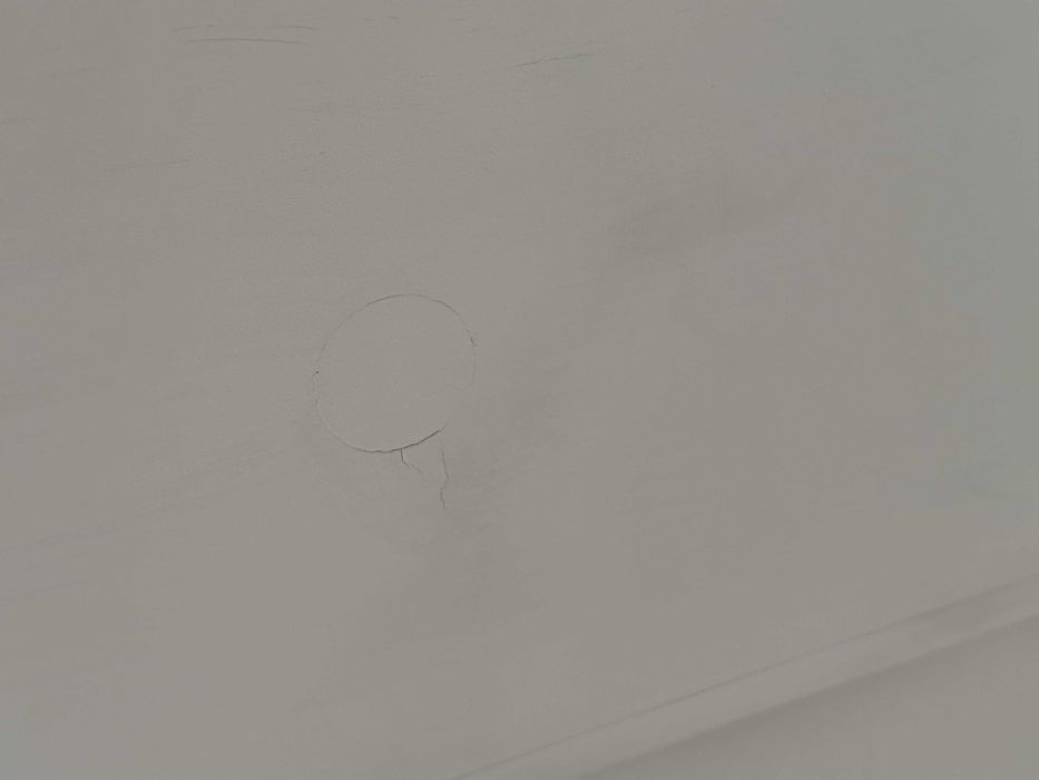 Białe łóżko 140x200 sosnowe | uszkodzone, outlet, taniej o 1640 zł !