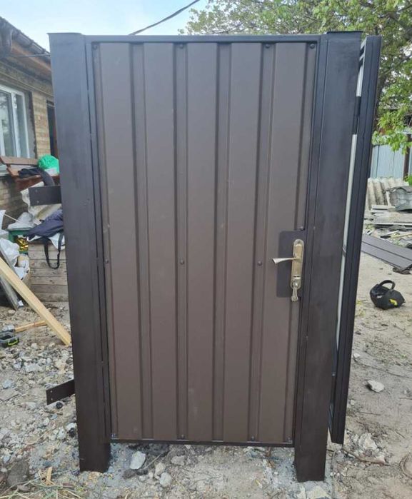 Профлист на забор і дах, паркан, графітовий і шоколадний З ДОСТАВКОЮ