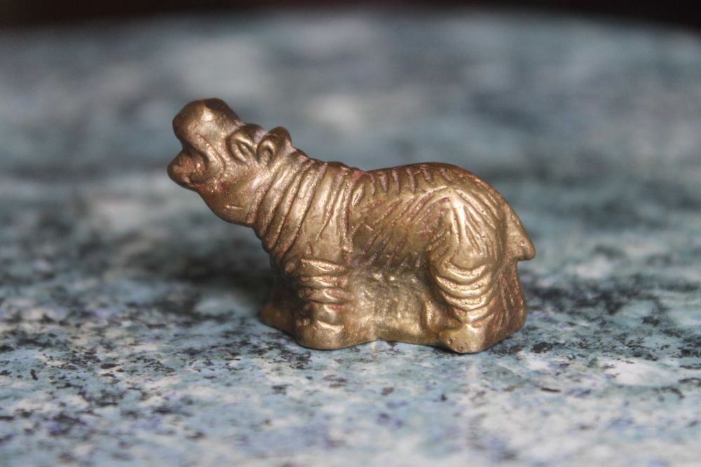 Статуэтка миниатюрный бегемотик