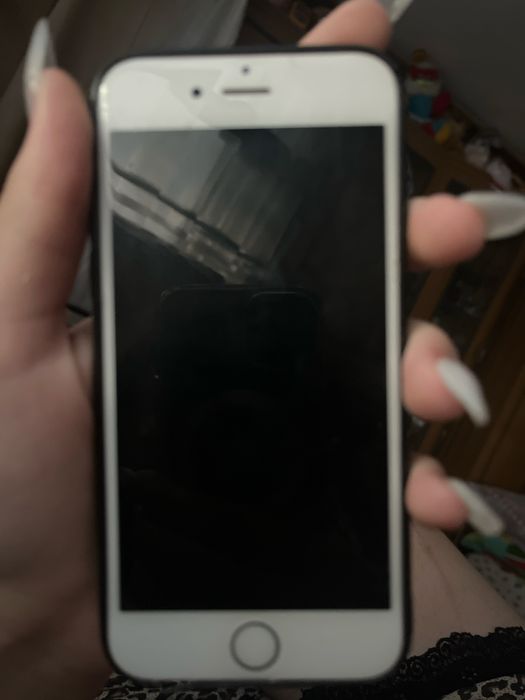 iPhone 6,на запчасти можно