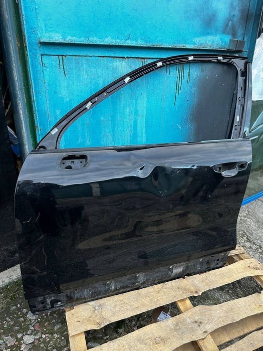 Дверь Porsche Cayenne 2 Volkswagen Touareg 2 Ліва  VW 7P0831311B