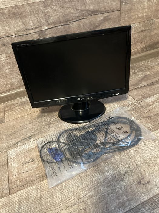 Монитор LG Flatron w1943c