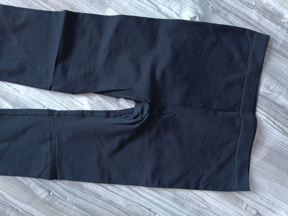 Czarne legginsy r. S/M