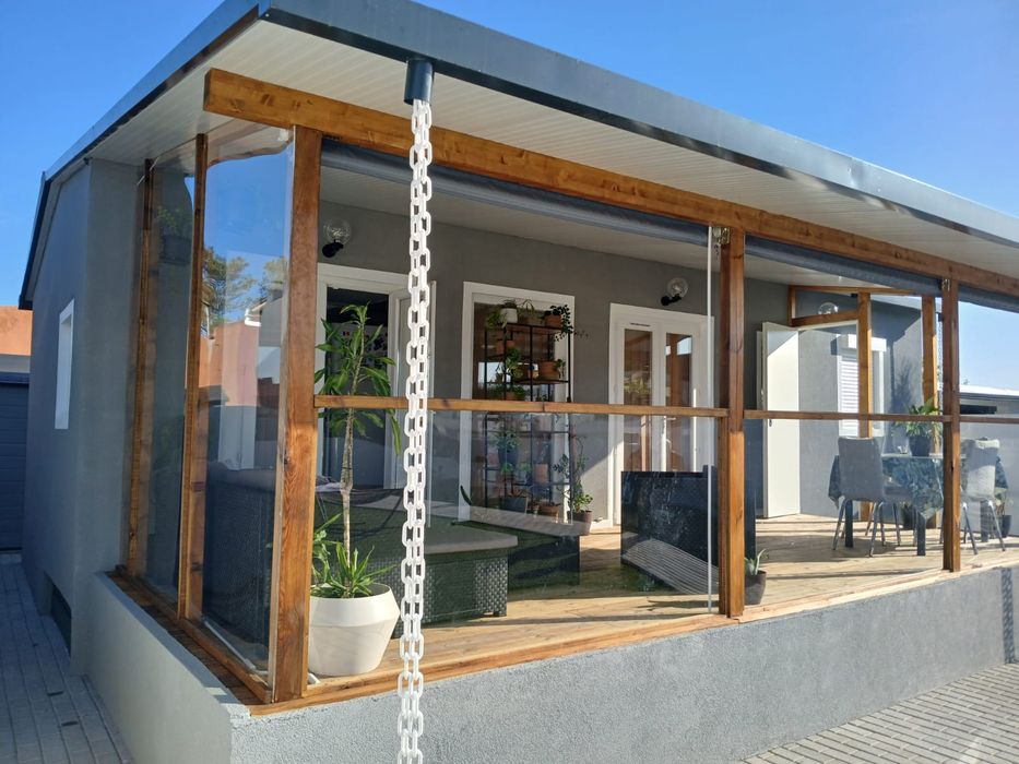 Remodelação Contentor.454886714613452801