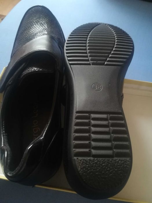 Buty firmy Sergio Leone nowe roz 38