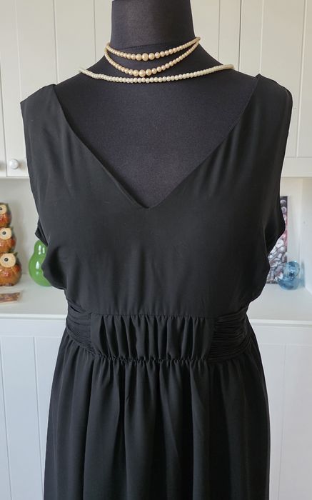 Elegancka długa czarna sukienka maxi plus size 48 szyfon sylwester