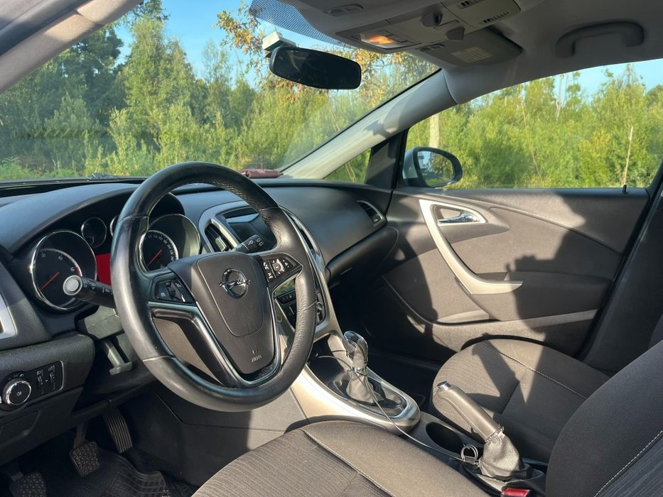 Opel Astra 1.3 CDTI — photo 3