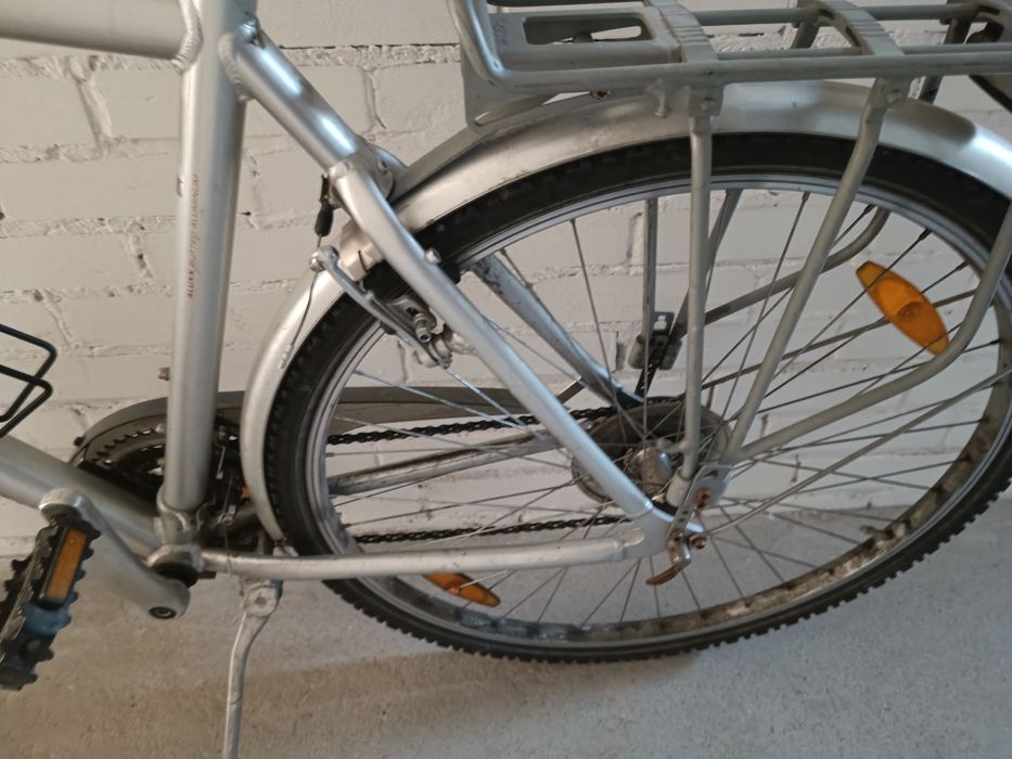Giant Express – wygodny rower miejski / trekkingowy – bardzo dobry sta