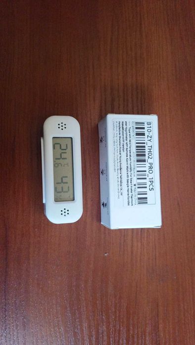WiFi датчик температури та вологості ZY-TH Pro з ЖК-дисплеєм