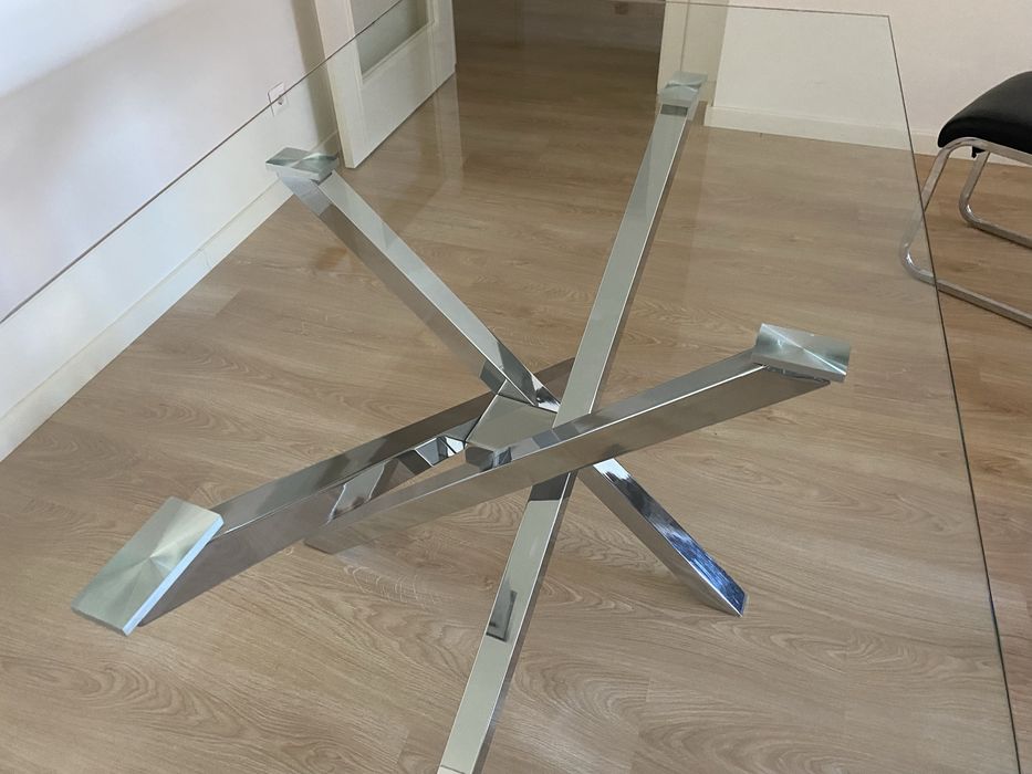 Mesa de jantar Vidro com 8 cadeiras