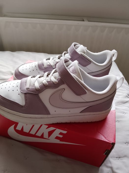 Adidasy dziewczece Nike 35