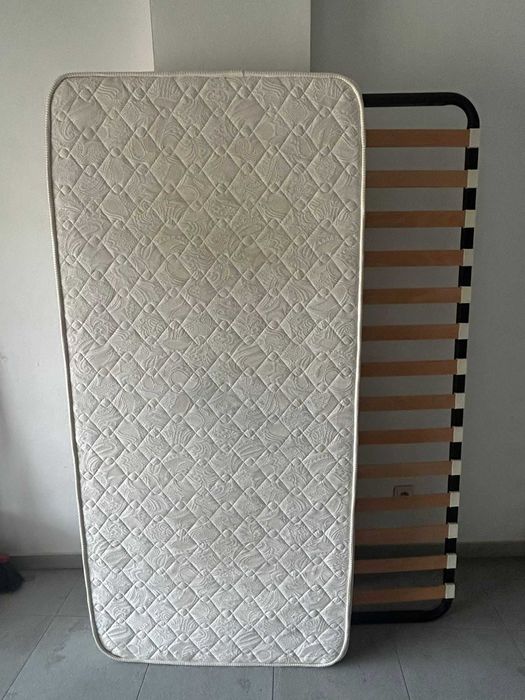 Colchão e estrado de cama de solteiro 190X90