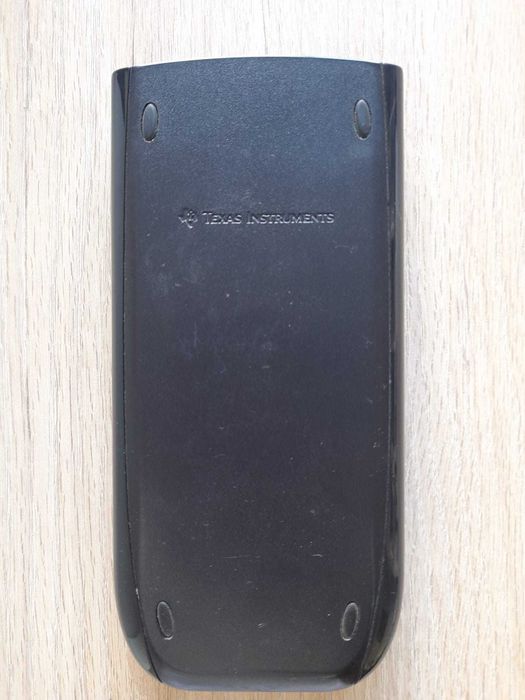 Calculadora Gráfica TEXAS TI-84 Plus