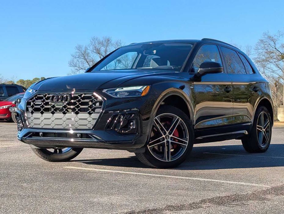 Audi Q5 e quattro S line Prem Pl 55 TFSI      2024