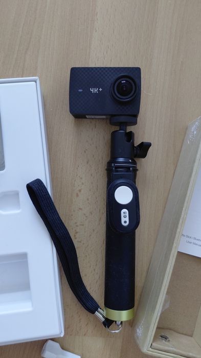Kamera sportowa Xiaomi Yi 4K+. Obudowa wodoszczelna. Bojka. Itd.