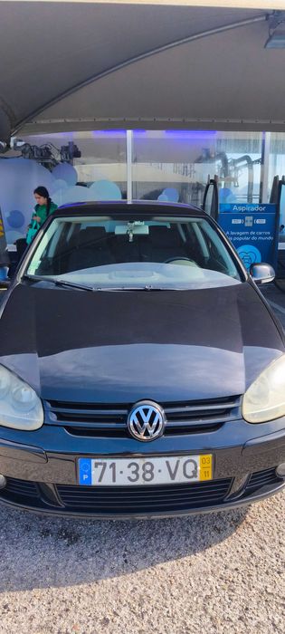 VW Golf V 1.6 FSI (2003) - Excelente Estado
